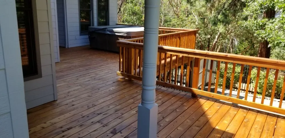 New deck and railing built and finished by Travis Sheets Painting in the Medford, Oregon area